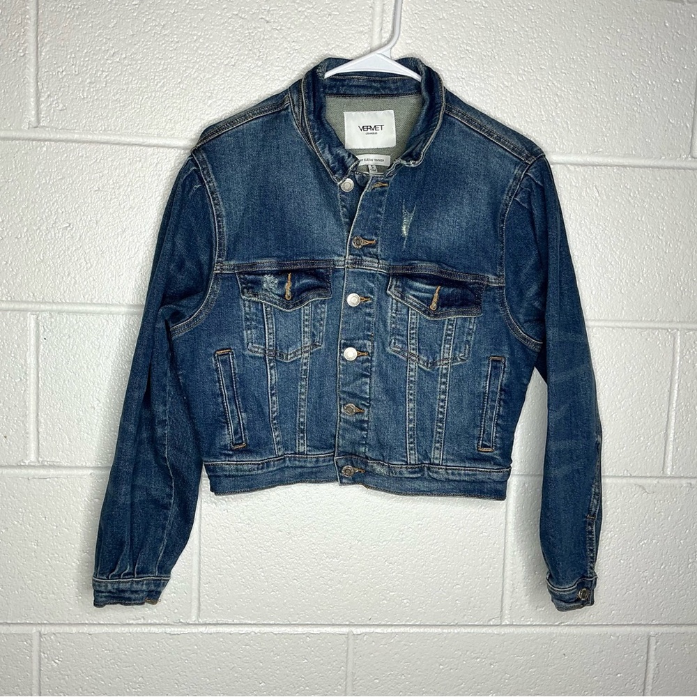 < Vervet Women's Puff Sleeve Trucker Denim Jacket > - Picture 2 of 5